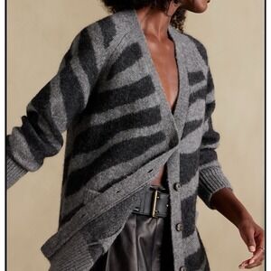 BANANA REPUBLIC Alpaca Wool Blend Cardigan Sweater Size XXS Zebra Print Baggy